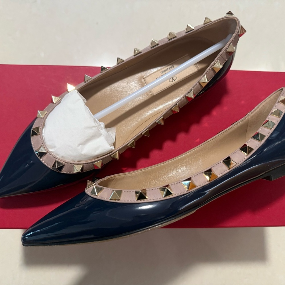 Valentino Garavani Rockstud Navy Studded Flats Size 35